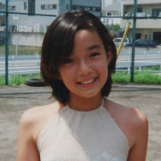 佐藤栞里 子供の頃の画像が可愛い モデルデビューのきっかけは